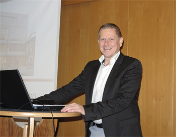 Bgm. Dr. Thomas Freylinger bei der Bürgerversammlung 2020